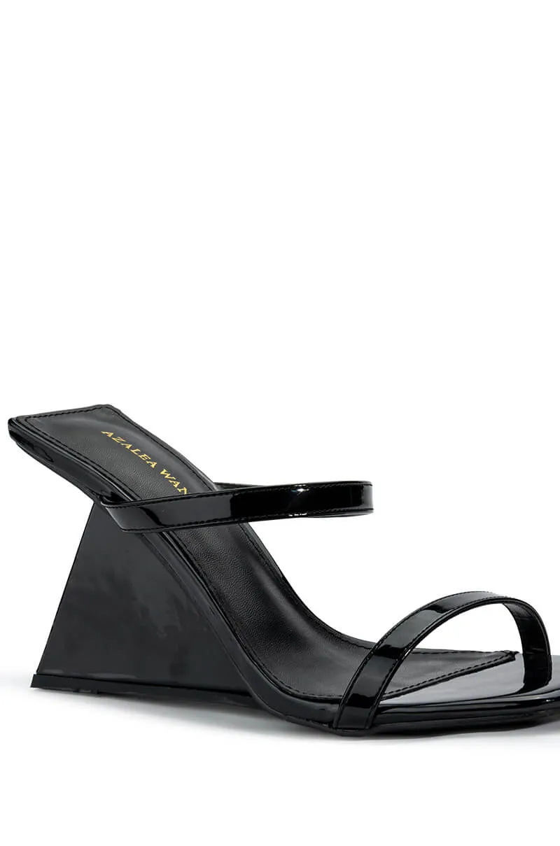 AZALEA WANG CORNELL WEDGE PATENT SANDA IN BLACK