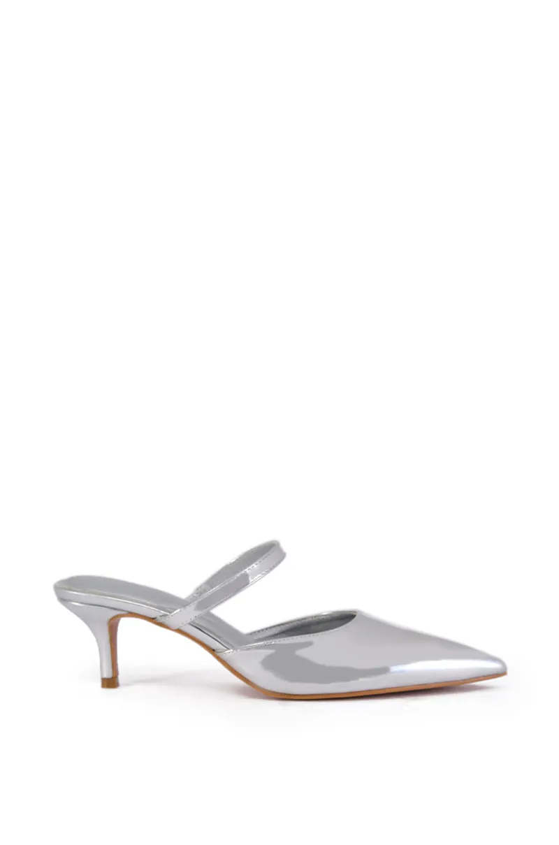 AZALEA WANG KLEMENTINE SILVER SLIP ON PUMP