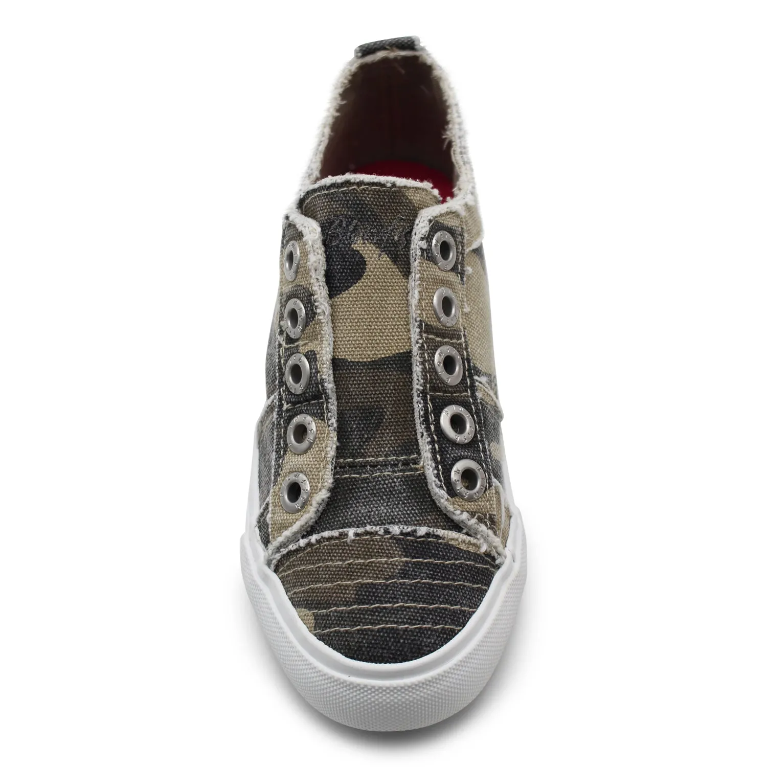 Blowfish Women's Play Slip On Sneaker - Natural Camoflauge Canvas ZS-0061-NCC