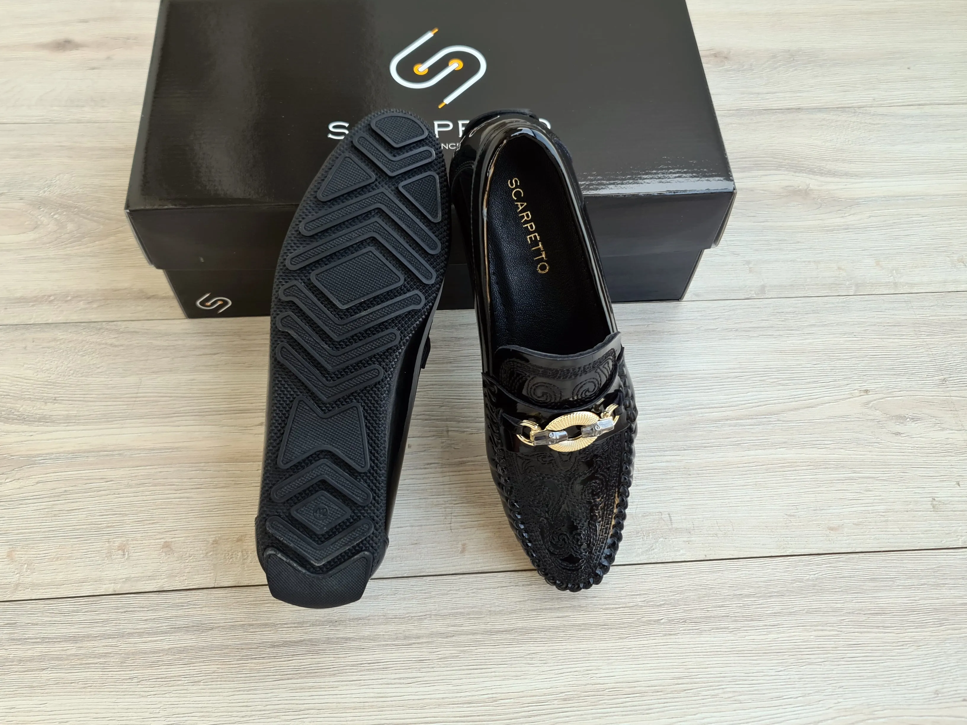 Men's Embroidered Patent Leather Loafers