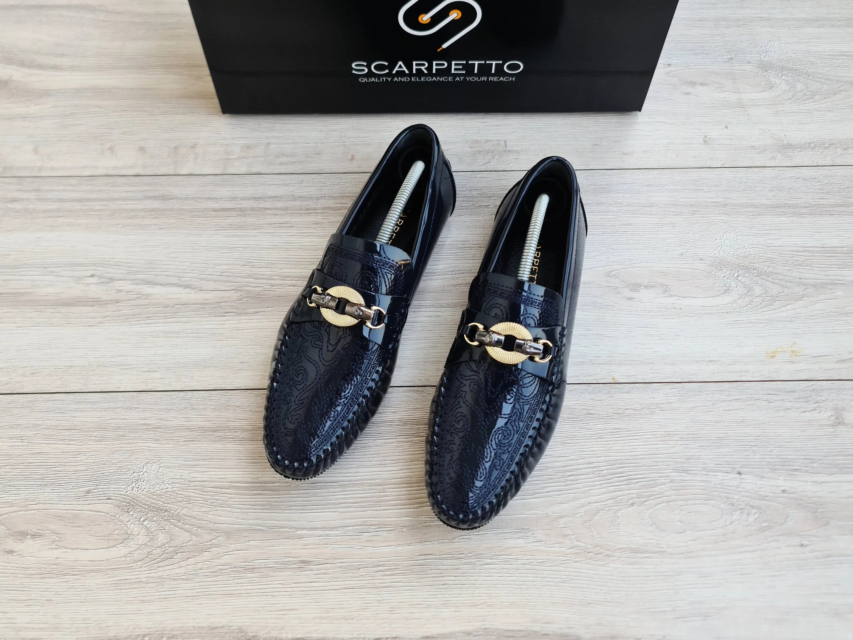 Men's Embroidered Patent Leather Loafers