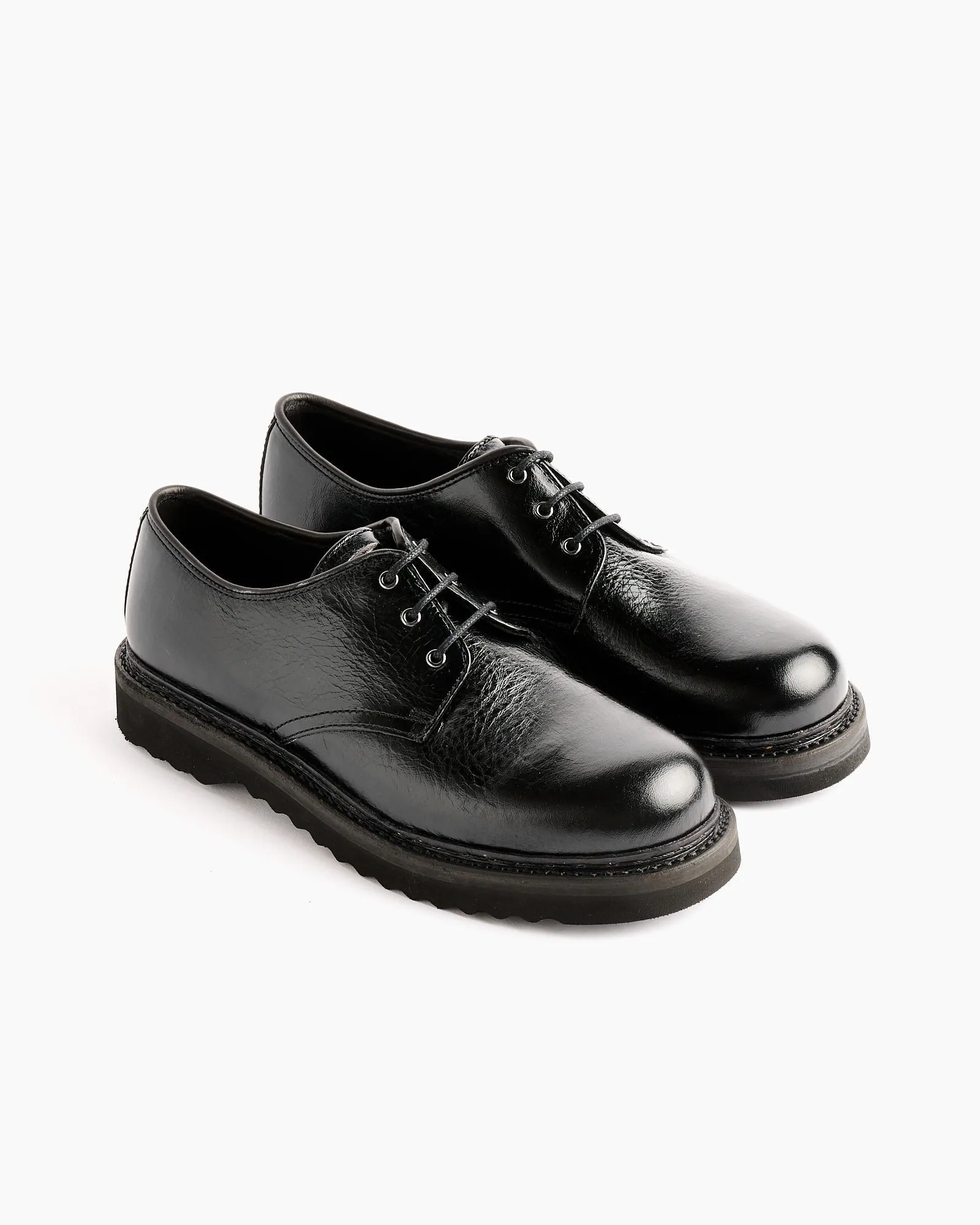 Trampler Cracked Patent Shoe in Black